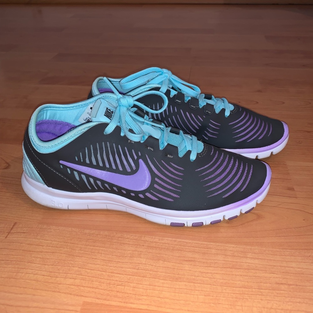 Multicolor Nike Sneakers